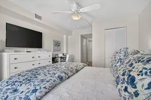 3951 Via Poinciana, Lake Worth, FL 33467 - Photo 23