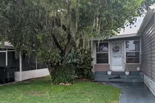 32 Manor Dr, Fort Pierce, FL 34982 - Photo 3