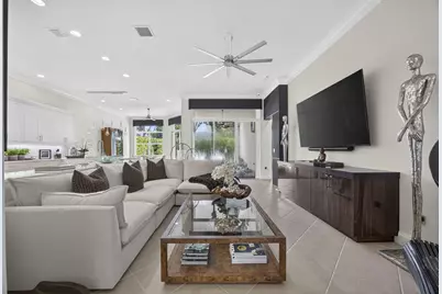 9469 Via Elegante, Wellington, FL 33411 - Photo 9