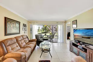 5715 Fairway Park Dr, Boynton Beach, FL 33437 - Photo 15