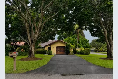1215 NW 22nd Avenue #1215, Delray Beach, FL 33445 - Photo 1