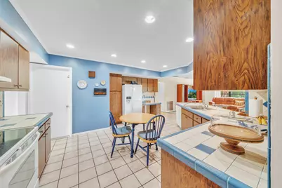 1222 Essex Drive, Wellington, FL 33414 - Photo 9