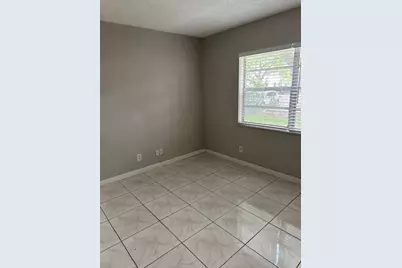 1004 Twin Lakes Drive, Coral Springs, FL 33071 - Photo 9