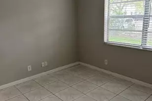 1004 Twin Lakes Dr, Coral Springs, FL 33071 - Photo 9