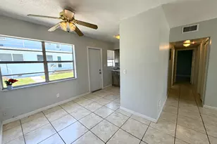 915 NE 8th St, Hallandale Beach, FL 33009 - Photo 3