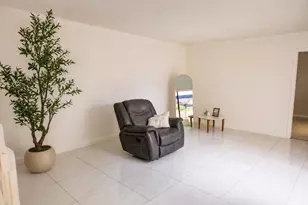 1700 Embassy Dr, West Palm Beach, FL 33401 - Photo 27