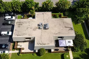 1700 Embassy Dr, West Palm Beach, FL 33401 - Photo 3