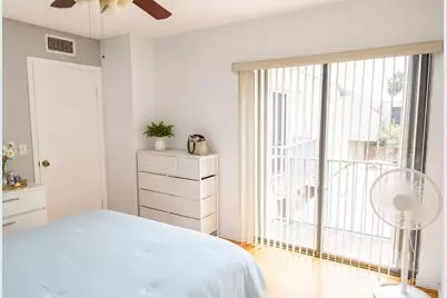 1700 Embassy Drive #408, West Palm Beach, FL 33401 - Photo 5