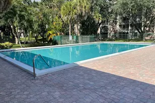 1075 Riverside Dr, Coral Springs, FL 33071 - Photo 21