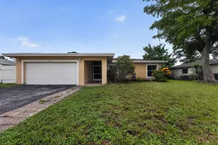8208 NW 75th Ave, Tamarac, FL 33321 - Photo 3