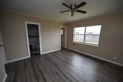 8208 NW 75th Avenue, Tamarac, FL 33321 - Photo 17