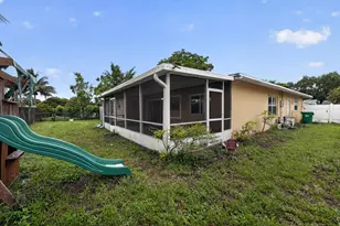 8208 NW 75th Ave, Tamarac, FL 33321 - Photo 33