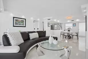 333 NE 21st Ave, Deerfield Beach, FL 33441 - Photo 5