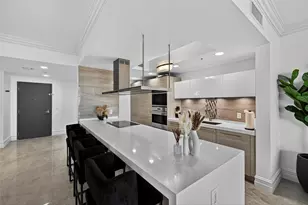 17301 Biscayne Blvd, North Miami Beach, FL 33160 - Photo 5