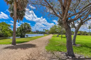 176 Helios Dr, Jupiter, FL 33477 - Photo 51