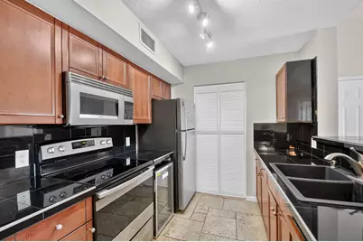 160 Yacht Club Way #211, Hypoluxo, FL 33462 - Photo 15