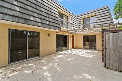 630 6th Terrace, Palm Beach Gardens, FL 33418 - Photo 5