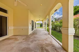 18951 Painted Leaf Ct, Jupiter, FL 33458 - Photo 9