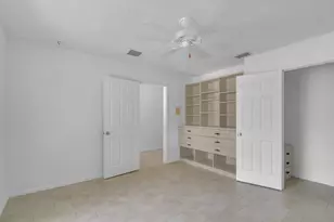 1045 Coral Dr, Boynton Beach, FL 33426 - Photo 21