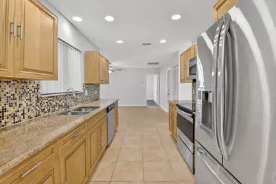 4135 Bay Laurel Way, Boca Raton, FL 33487 - Photo 13