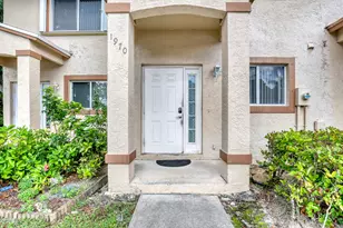 1970 Lakeview Dr W, Royal Palm Beach, FL 33411 - Photo 5