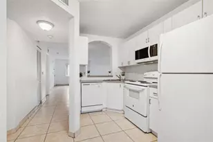 2173 NW 78th Ave, Pembroke Pines, FL 33024 - Photo 3