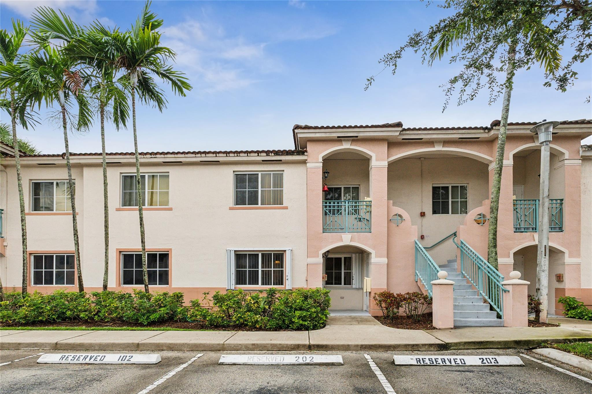 2173 NW 78th Ave - 2173 NW 78th Ave, Pembroke Pines, FL 33024 Luxury Property | Jose Angel Pina