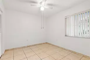 2173 NW 78th Ave, Pembroke Pines, FL 33024 - Photo 9