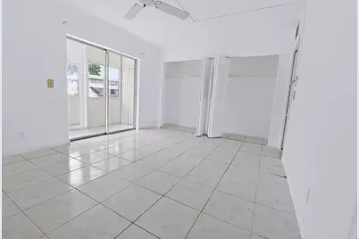 264 Northampton N, West Palm Beach, FL 33417 - Photo 7
