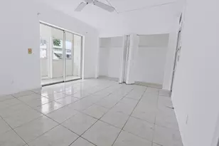264 Northampton N, West Palm Beach, FL 33417 - Photo 7