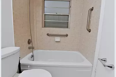 264 Northampton N, West Palm Beach, FL 33417 - Photo 11