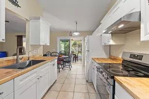 718 SW Abraham Ave, Port Saint Lucie, FL 34953 - Photo 7