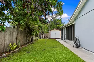 718 SW Abraham Ave, Port Saint Lucie, FL 34953 - Photo 21