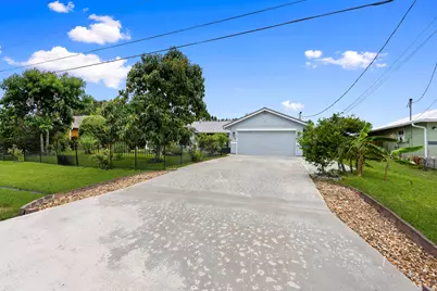 718 SW Abraham Avenue, Port Saint Lucie, FL 34953 - Photo 3