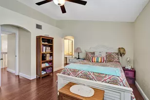 4737 Grapevine Wy, Davie, FL 33331 - Photo 7