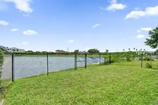 4737 Grapevine Wy, Davie, FL 33331 - Photo 31