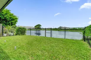 4737 Grapevine Wy, Davie, FL 33331 - Photo 1