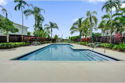 4737 Grapevine Way, Davie, FL 33331 - Photo 19