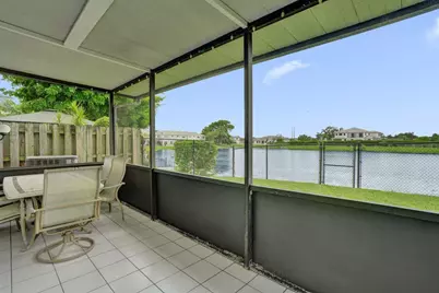 4737 Grapevine Way, Davie, FL 33331 - Photo 9