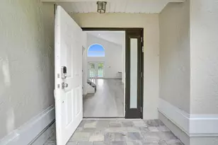 10729 Edinburgh St, Cooper City, FL 33026 - Photo 3