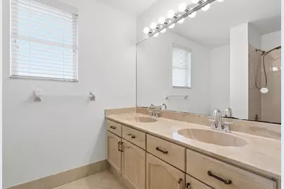 10729 Edinburgh Street, Cooper City, FL 33026 - Photo 35