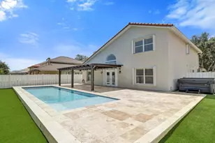 10729 Edinburgh St, Cooper City, FL 33026 - Photo 43