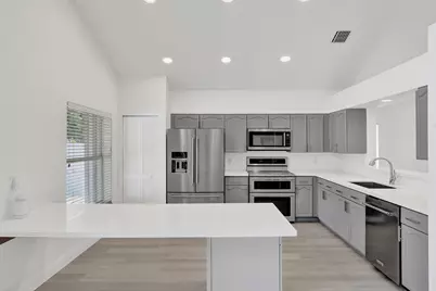 10729 Edinburgh Street, Cooper City, FL 33026 - Photo 13