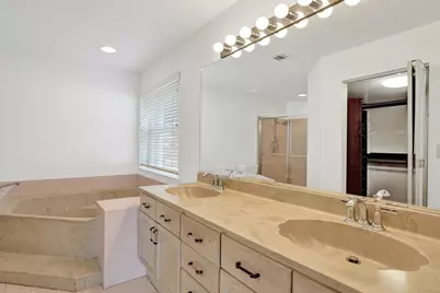 10729 Edinburgh Street, Cooper City, FL 33026 - Photo 23