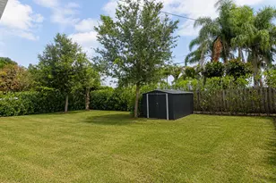 1013 SW Eureka Ave, Port Saint Lucie, FL 34953 - Photo 33