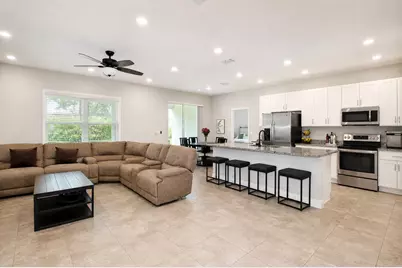1013 SW Eureka Avenue, Port Saint Lucie, FL 34953 - Photo 5