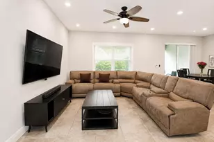1013 SW Eureka Ave, Port Saint Lucie, FL 34953 - Photo 11