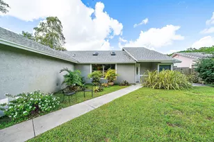1252 Raintree Ln, Wellington, FL 33414 - Photo 5