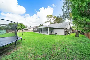 1252 Raintree Ln, Wellington, FL 33414 - Photo 35