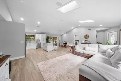 1252 Raintree Lane, Wellington, FL 33414 - Photo 7